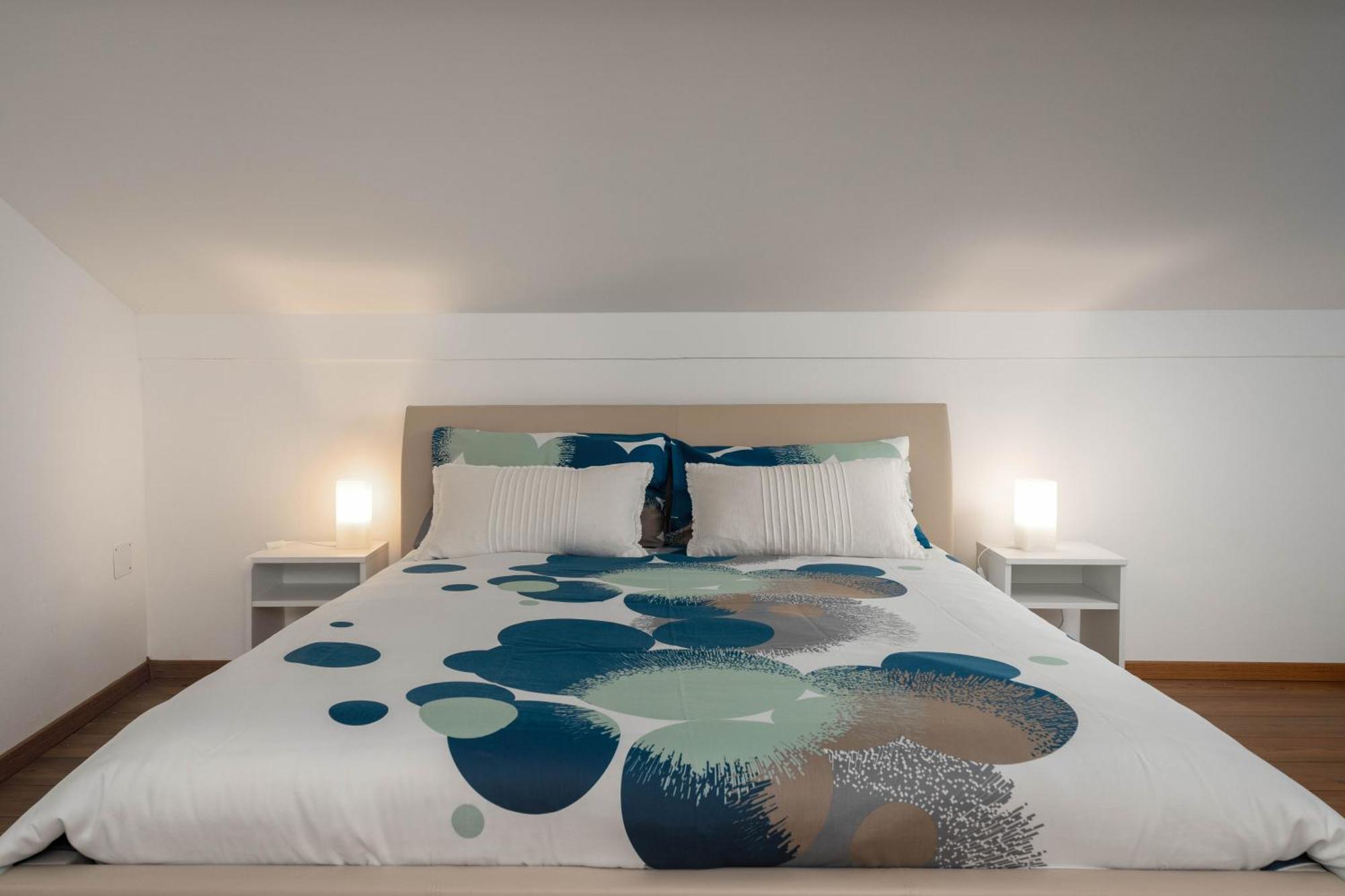 Degrassi Square Apartments (Adults Only) Vrsar Buitenkant foto